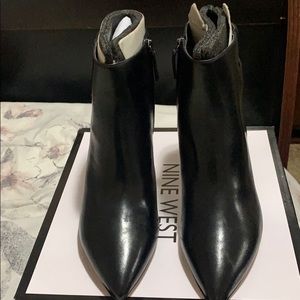 Nine West Jaison ankle boots sz 10